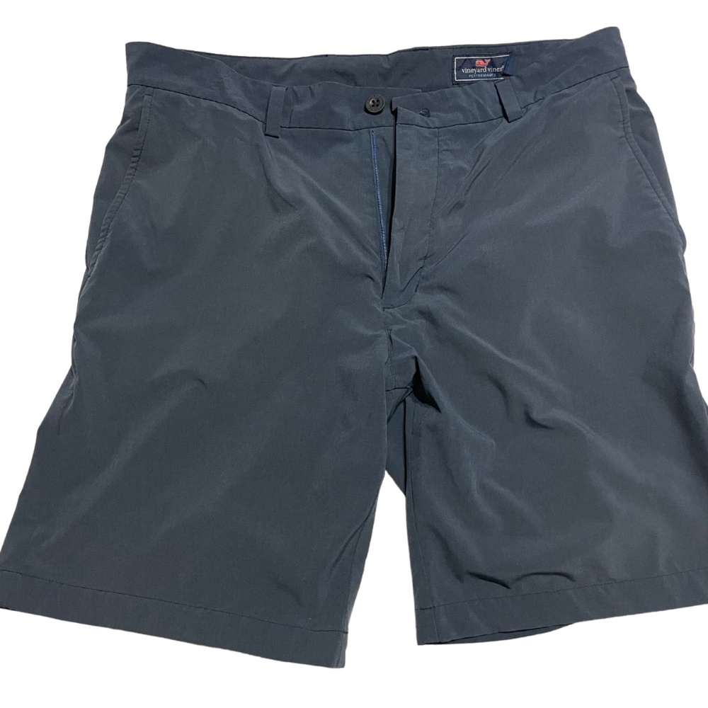 Vineyard Vine Performance Breaker Short